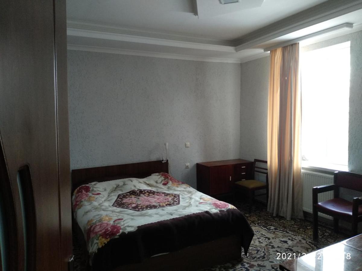 Qusha Guesthouse Meeting In The Mountains And Views Kazbegi Esterno foto