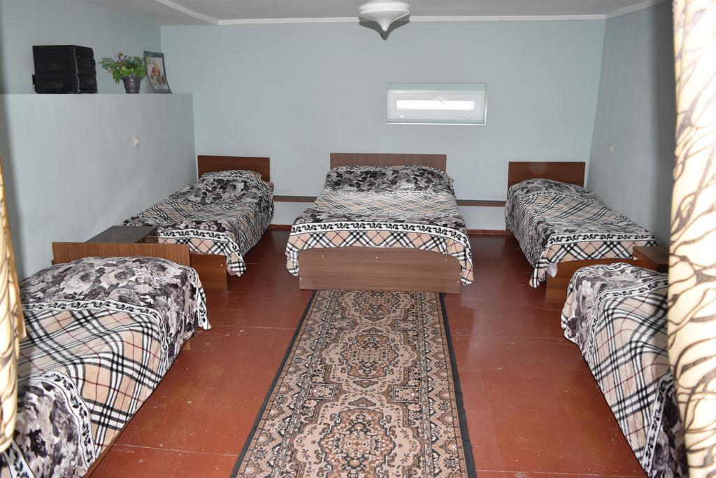 Qusha Guesthouse Meeting In The Mountains And Views Kazbegi Esterno foto