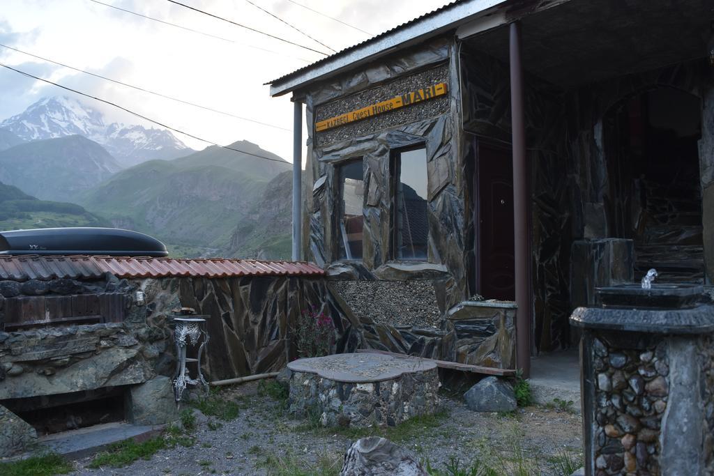 Qusha Guesthouse Meeting In The Mountains And Views Kazbegi Esterno foto
